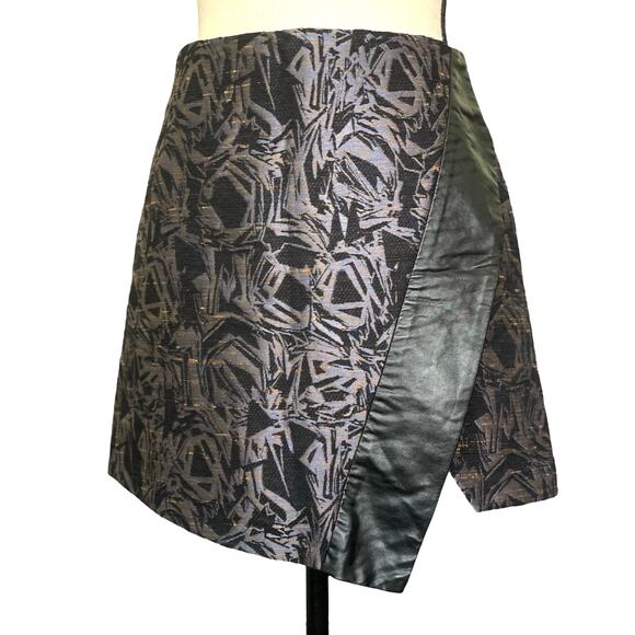 ASOS Mini Skirt Embroidered Pattern Faux Leather Women's Size 4 - Picture 1 of 9